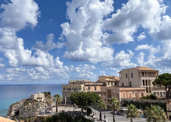 B&B Island Tropea -Sea View Rooms & Suites-